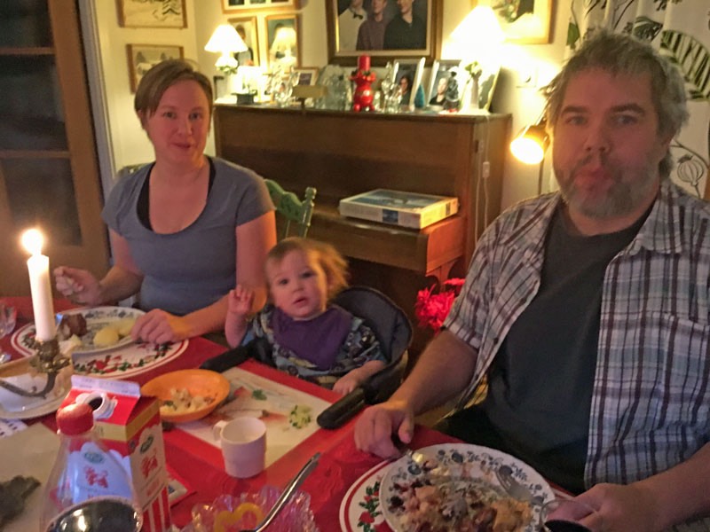 Julmiddag, annandag jul, 25 december 2017, med Daniel, Linda, Neo och Åsa.