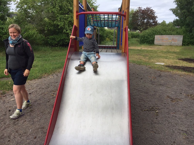 Neo i vår lekpark 23 juni 2018.