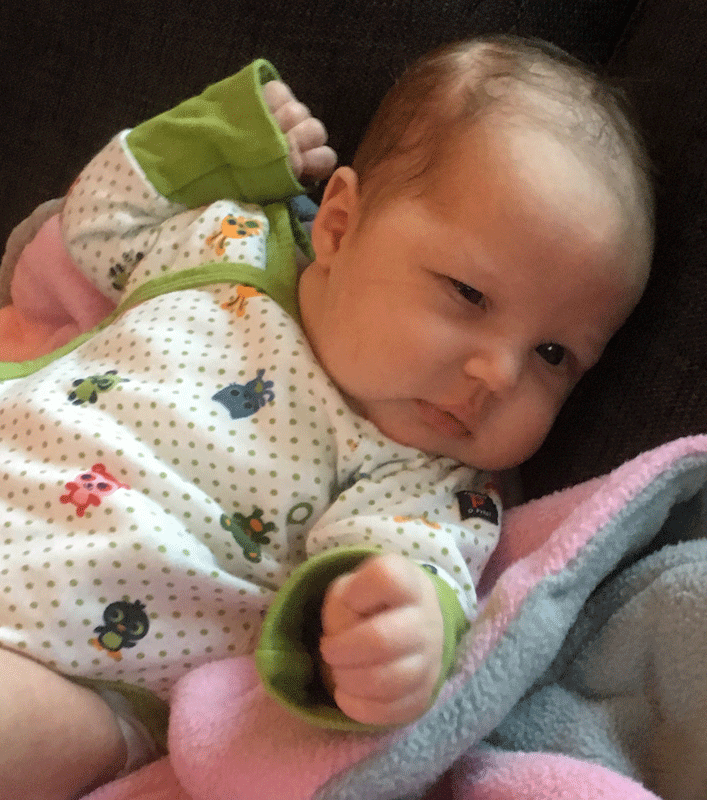 Ida är nu en mänad och en vecka. 12 december 2018.