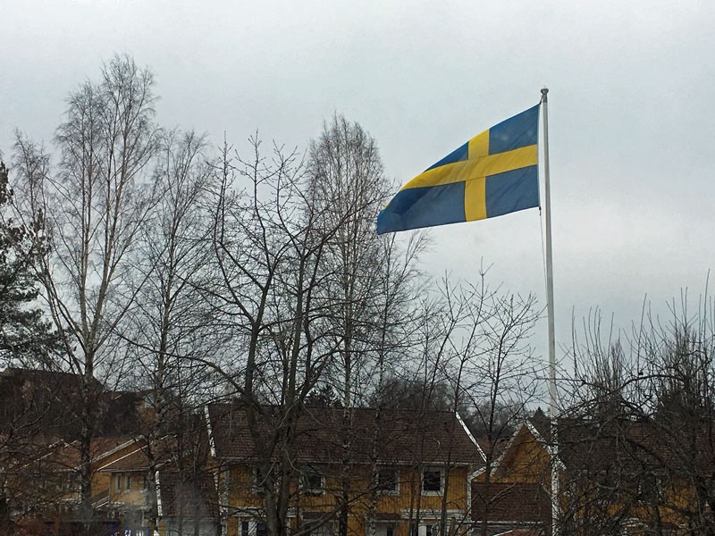 Flaggan i topp - idag fyller jag 80 år! 22 februari 2019-