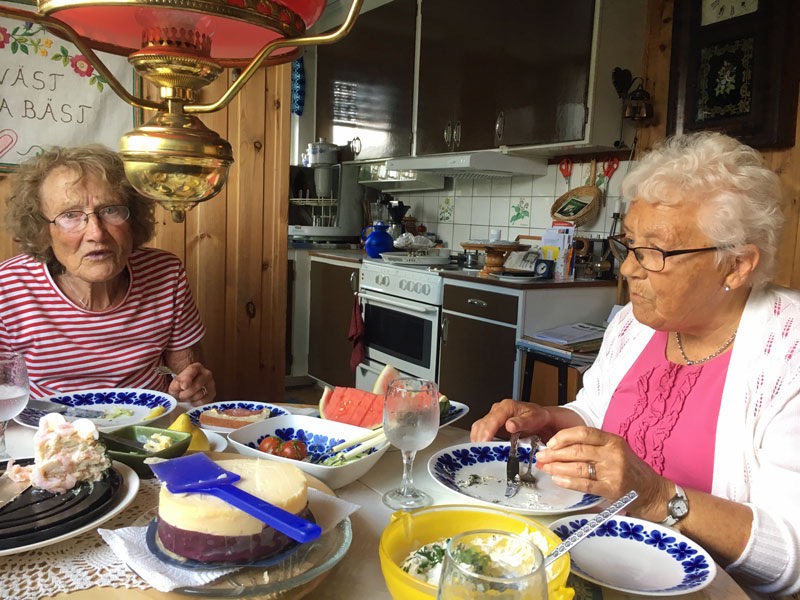 Lunch hos Ella i Kållered. 1 augusti 2019.