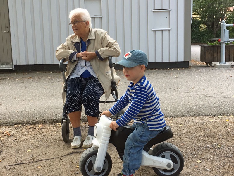 Skall Neo också bli en MC-knutte? 22 augusti 2019.