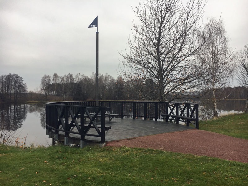 Fika på rastplats Svartån på väg ner till Danhäll. 11 november 2020.